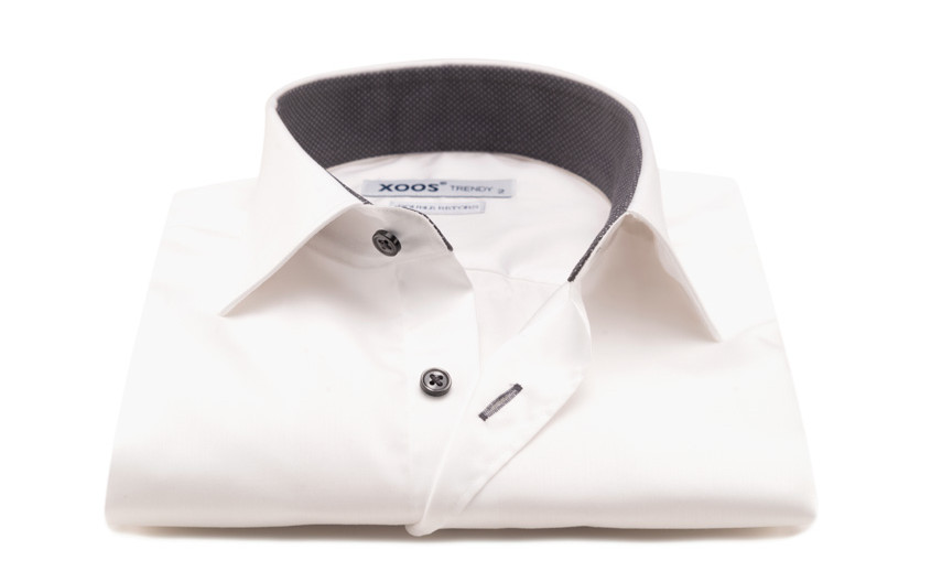 Chemise NON CINTRÉE blanche...