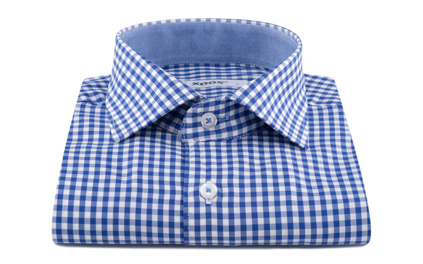 Chemise bleue à carreaux