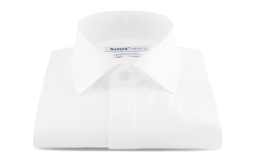 Chemise blanche gorge cachée