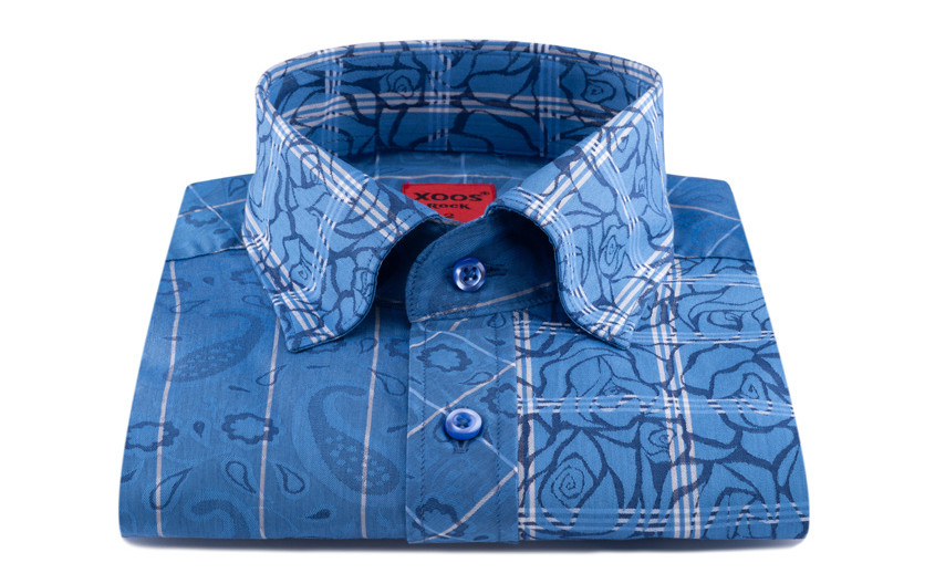 Chemise bleue motif...
