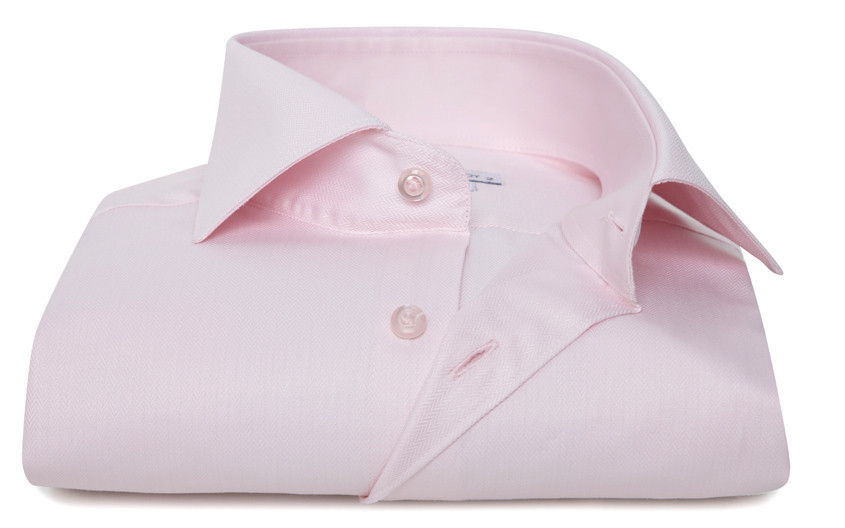 Chemise rose en chevron